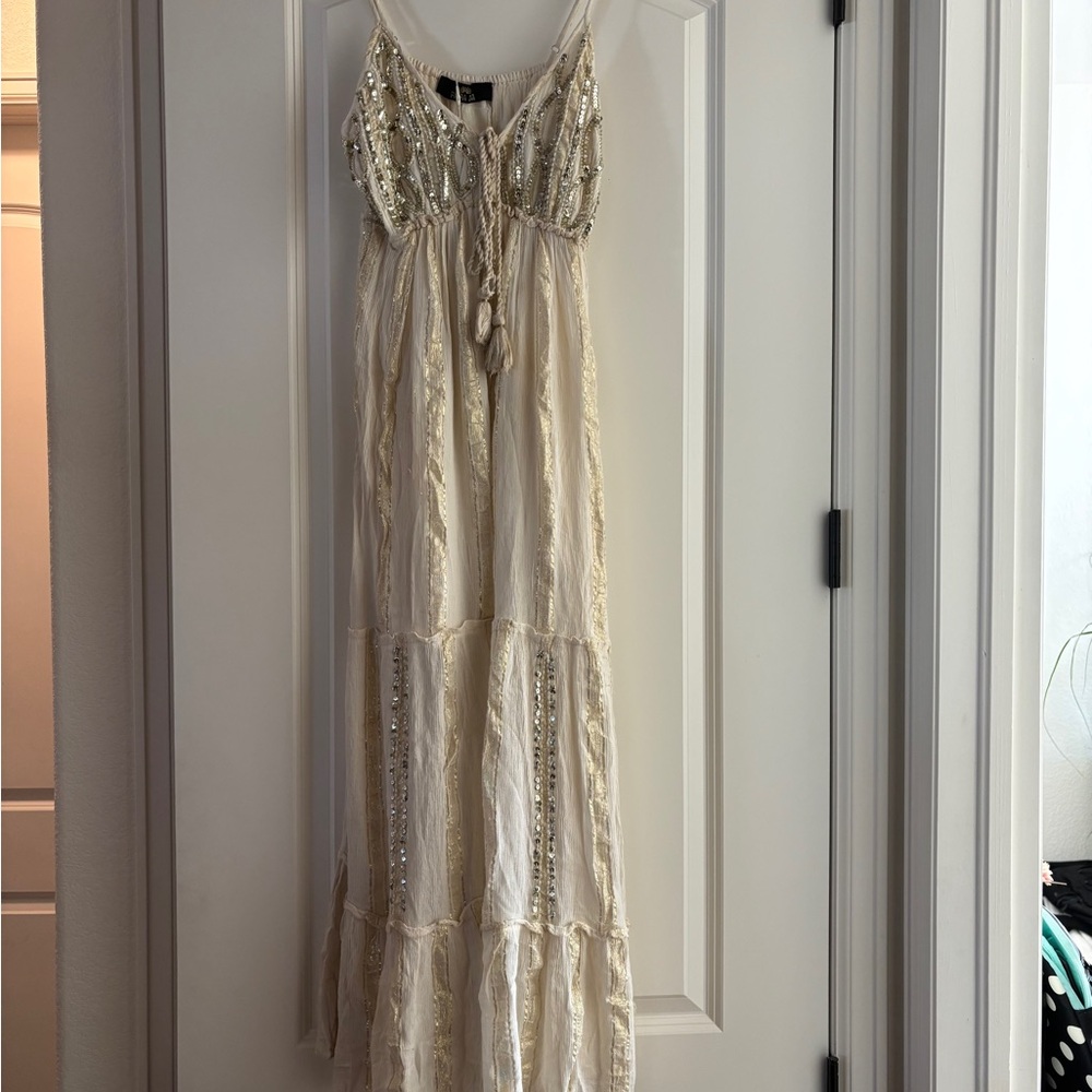 Elegant Cream Maxi Dress